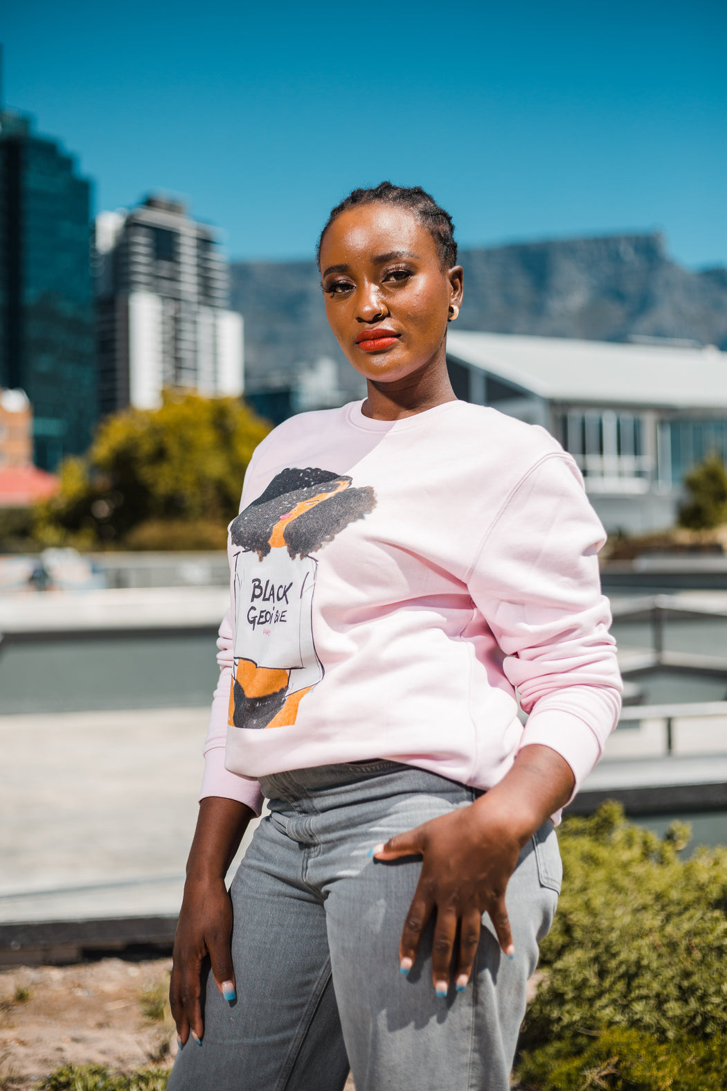 Don't Shoot I Unisex sweatshirt