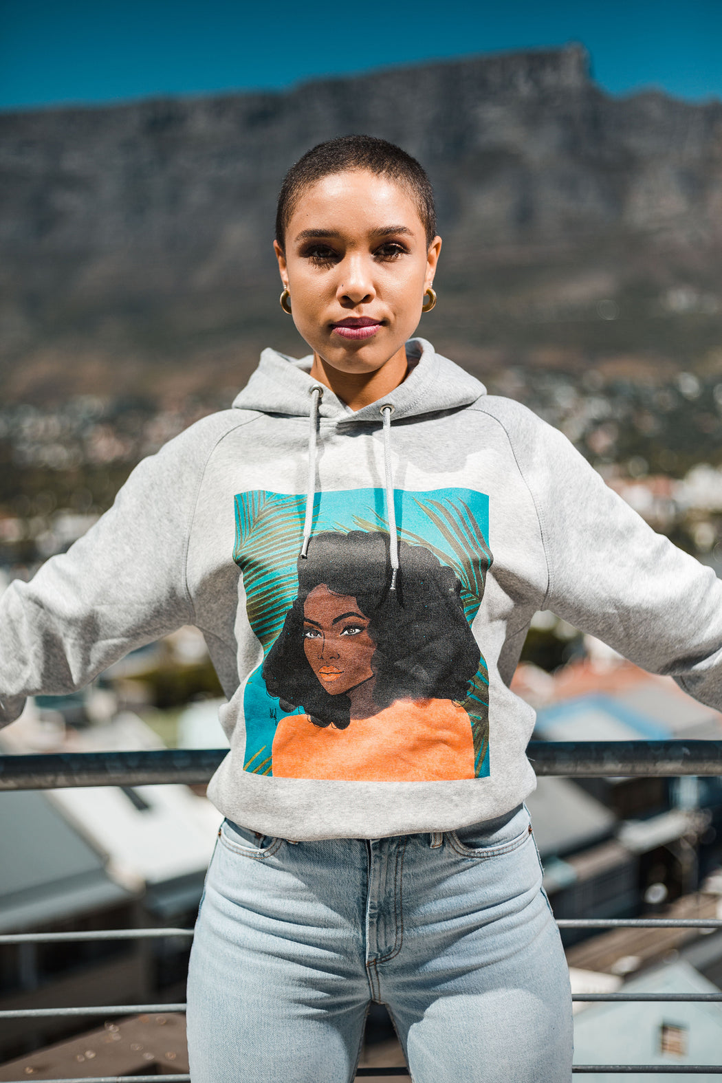 Noire I Unisex Hoodie