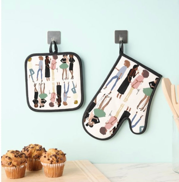 Sisters Love : Oven Mitt Only Mitt Only